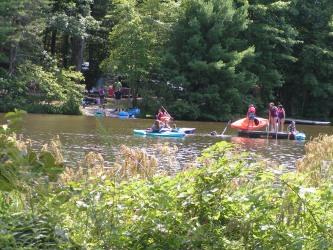 multiple groups boating